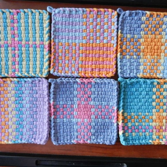 Set of 2 Handmade Artisan Cotton Woven Loomed Easter Potholders Hot Pads Trivets - Picture 7 of 7